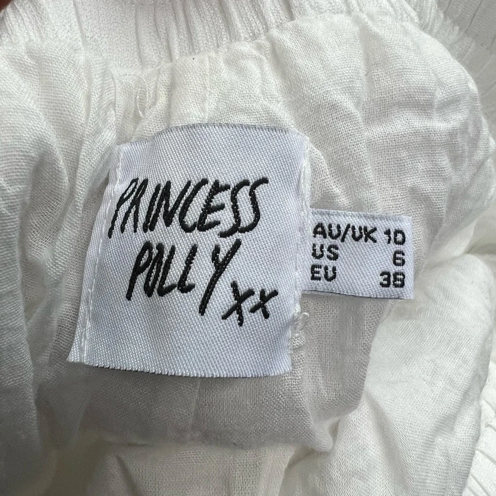 👸Princess Polly👸Women's White Shorts - Picture 5 of 7